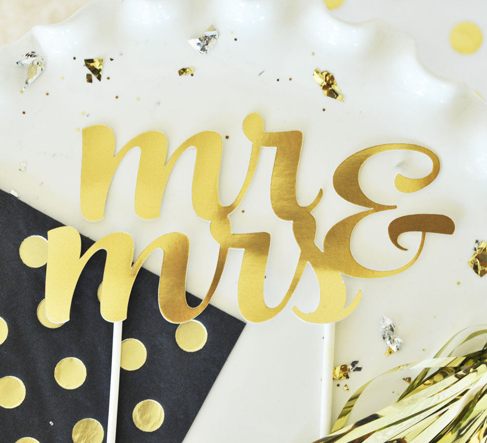 mr and mrs cake topper